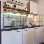 студио в близост до община *