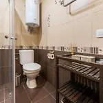 студио в близост до община *